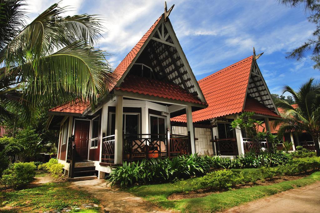 Paya Beach Spa & Dive Resort Kampung Genting Habitación foto